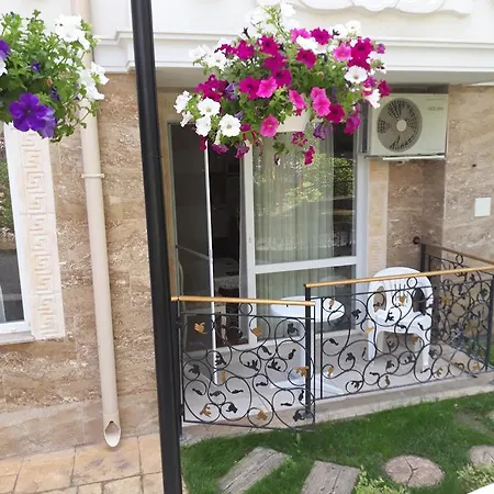 In Sweet Homes 3 Apartament
